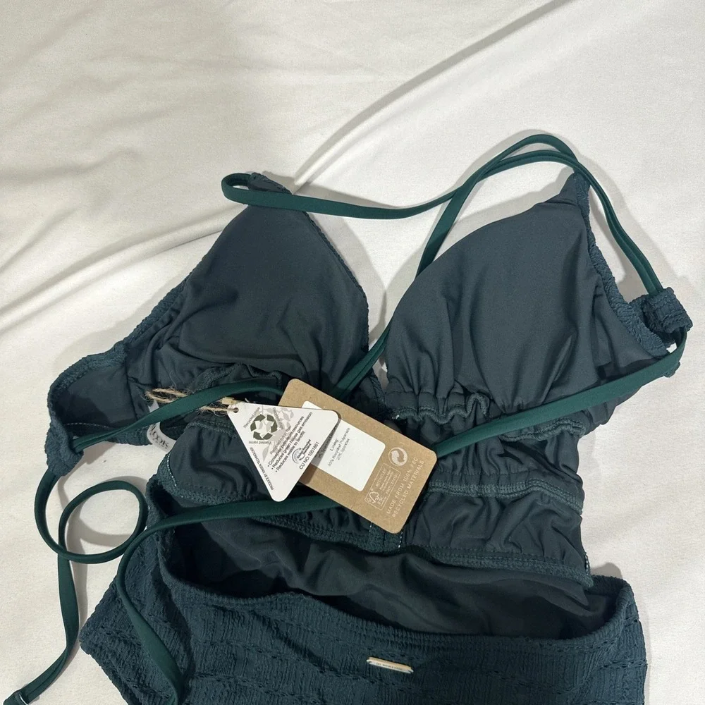 NWT $55 Berlook‎ [ Small ] Dark Green Textured Plunge One-Piece Swimsuit #7077